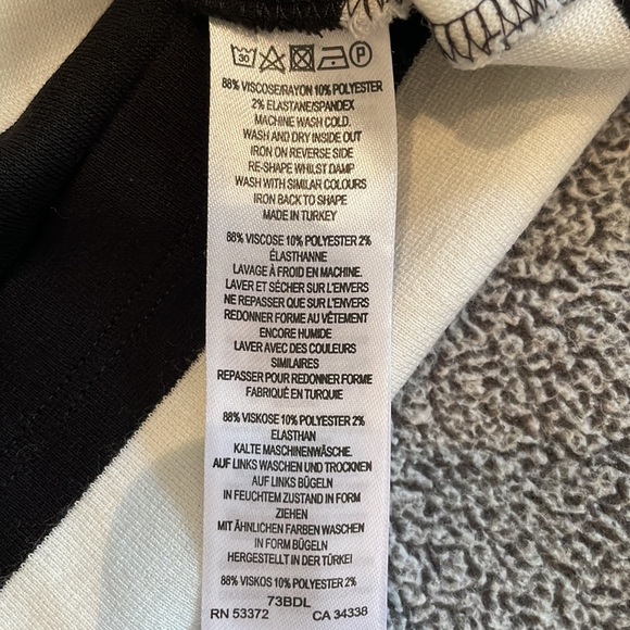 French Connection Pleated Mini Skirt with Pockets - Picture 9 of 10